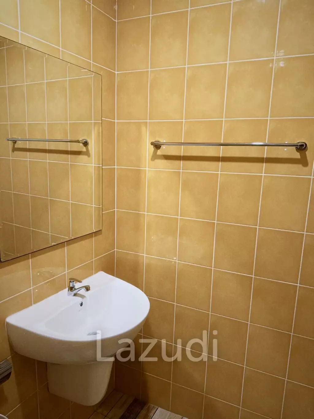 Modern 3-Bedroom Townhouse in Hua Hin Center