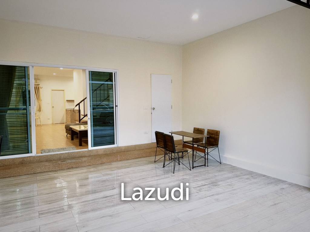Modern 3-Bedroom Townhouse in Hua Hin Center