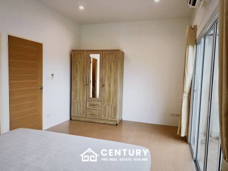 Modern 3-Bedroom Townhouse in Hua Hin Center