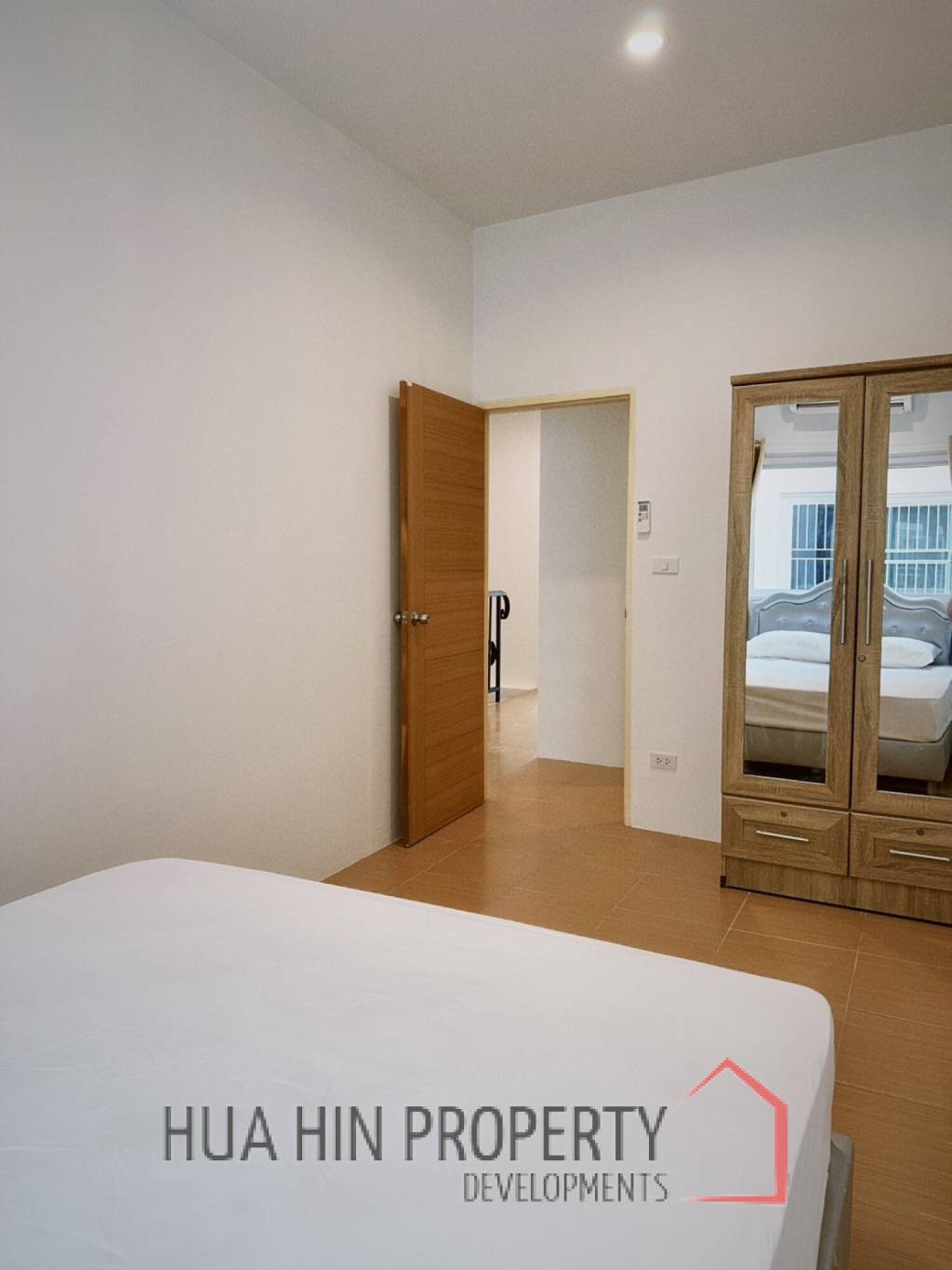 Modern 3-Bedroom Townhouse in Hua Hin Center
