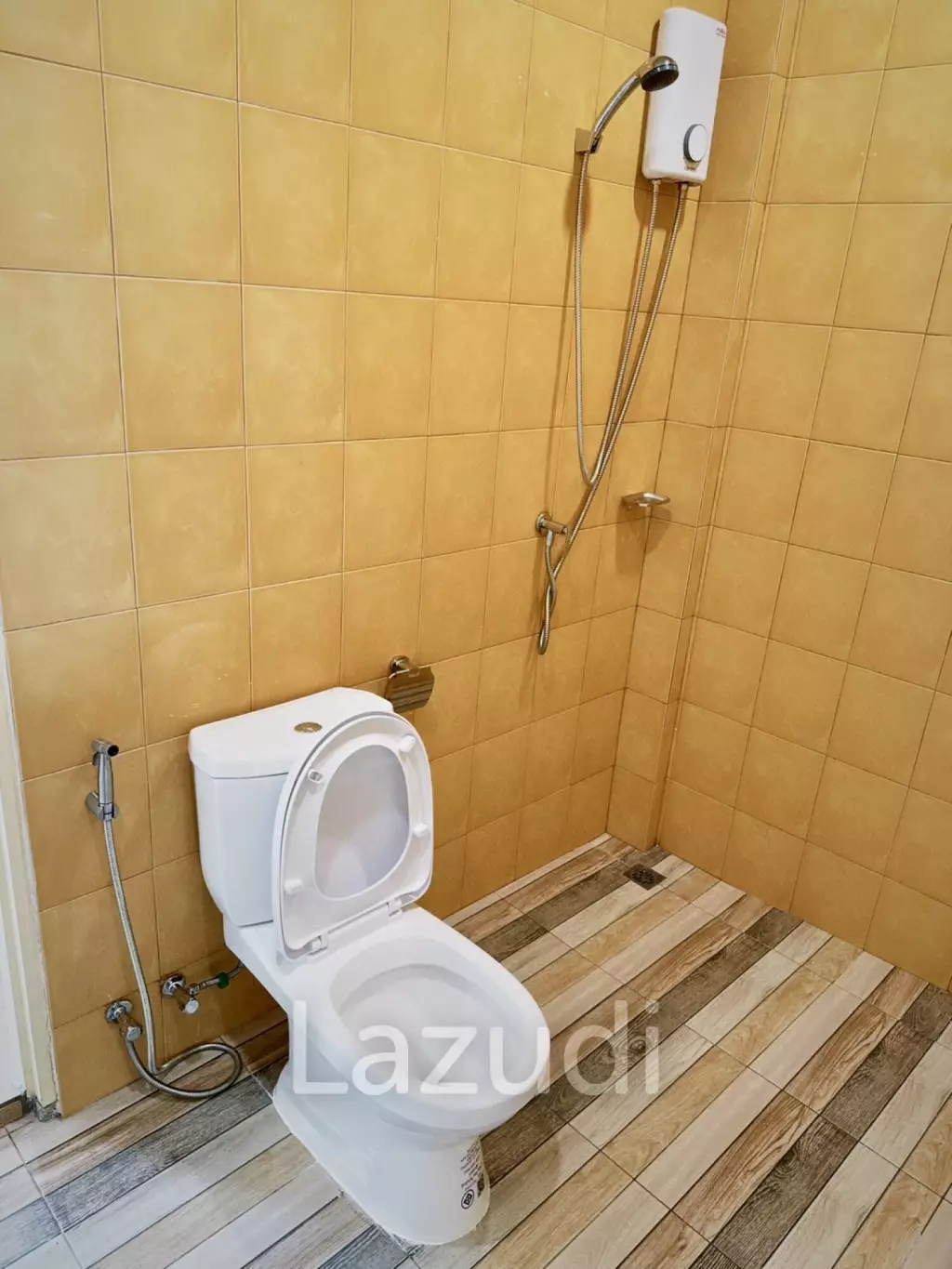 Modern 3-Bedroom Townhouse in Hua Hin Center
