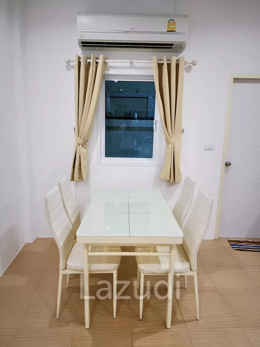 Modern 3-Bedroom Townhouse in Hua Hin Center
