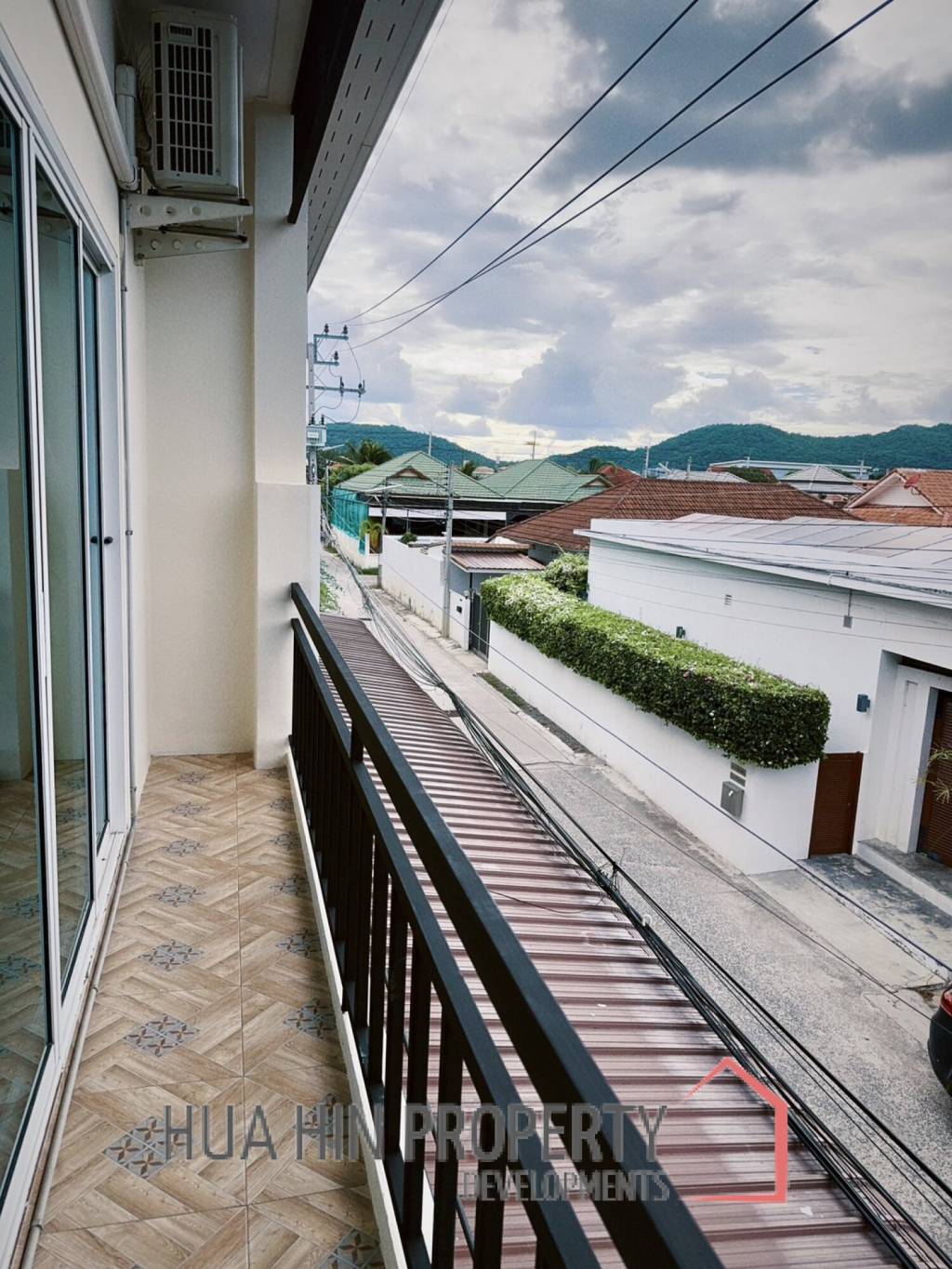 Modern 3-Bedroom Townhouse in Hua Hin Center