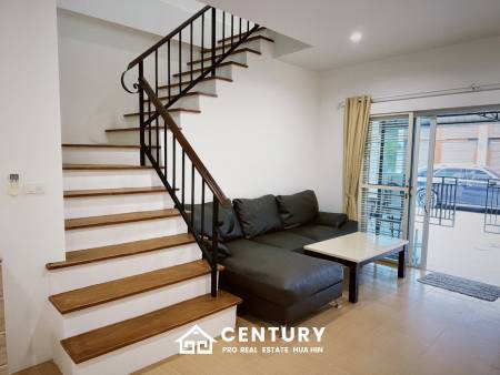 Modern 3-Bedroom Townhouse in Hua Hin Center