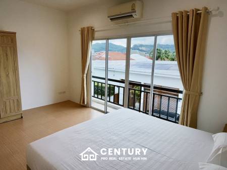 Modern 3-Bedroom Townhouse in Hua Hin Center