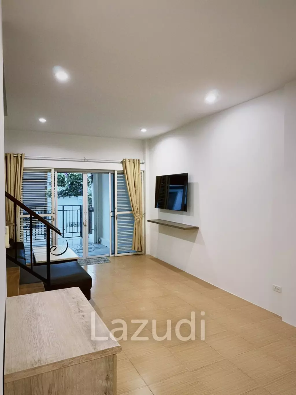 Modern 3-Bedroom Townhouse in Hua Hin Center