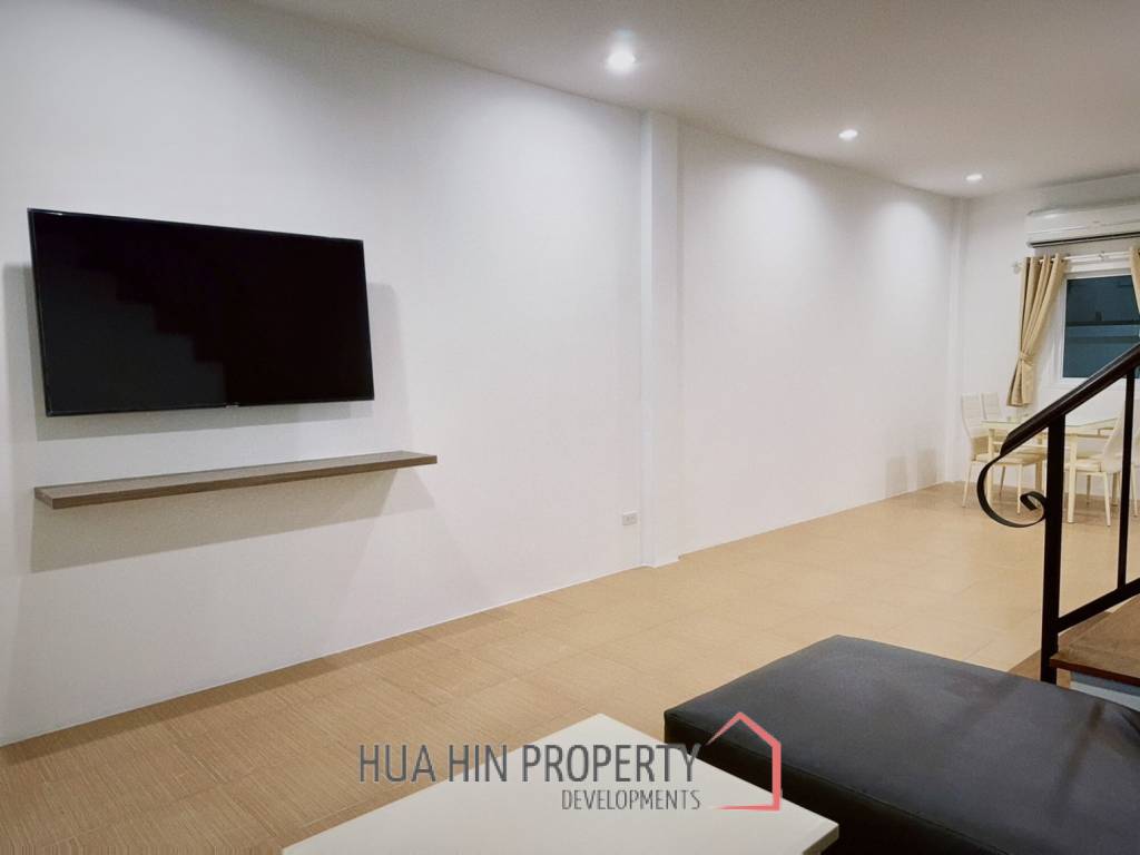 Modern 3-Bedroom Townhouse in Hua Hin Center
