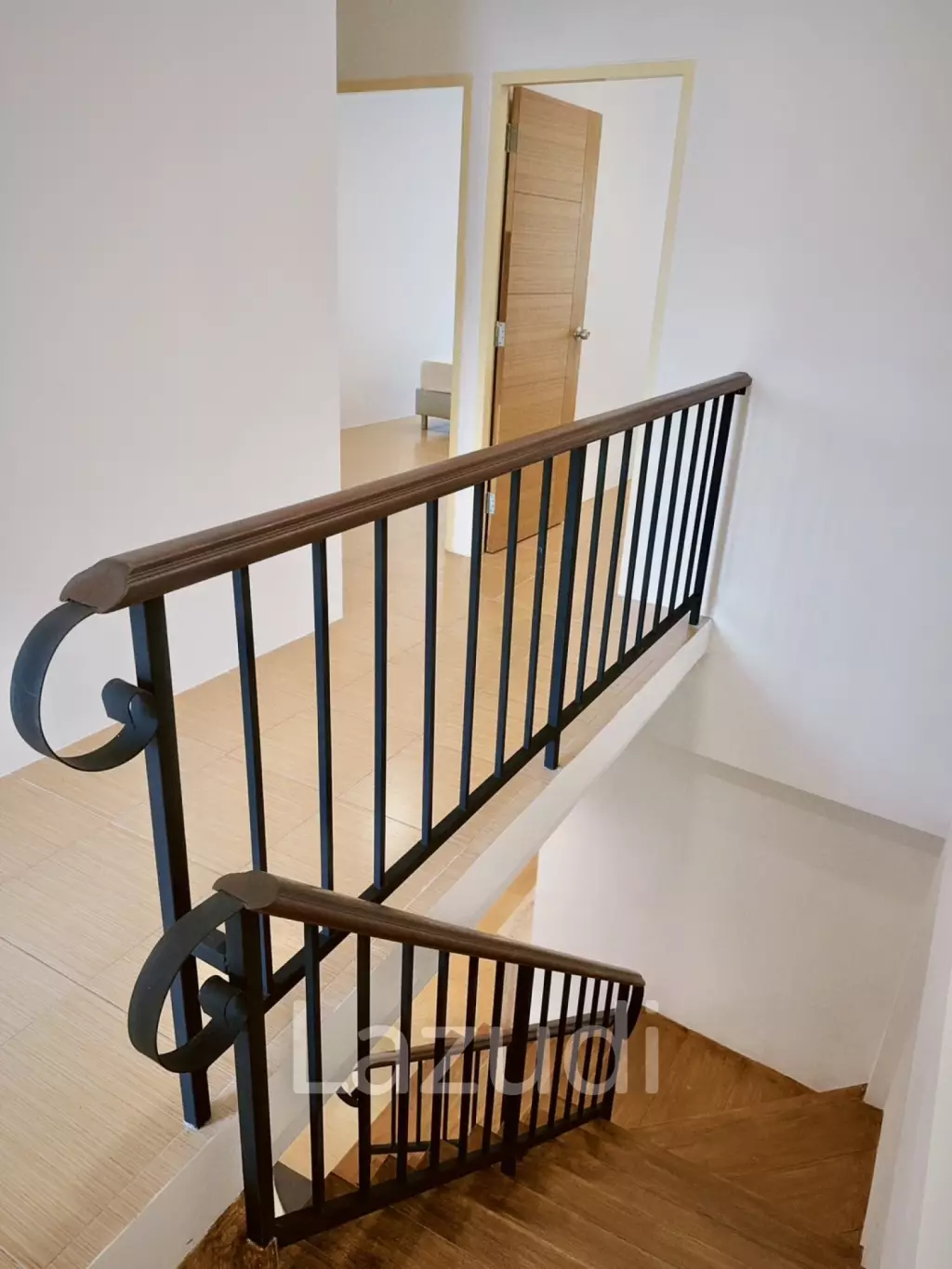 Modern 3-Bedroom Townhouse in Hua Hin Center