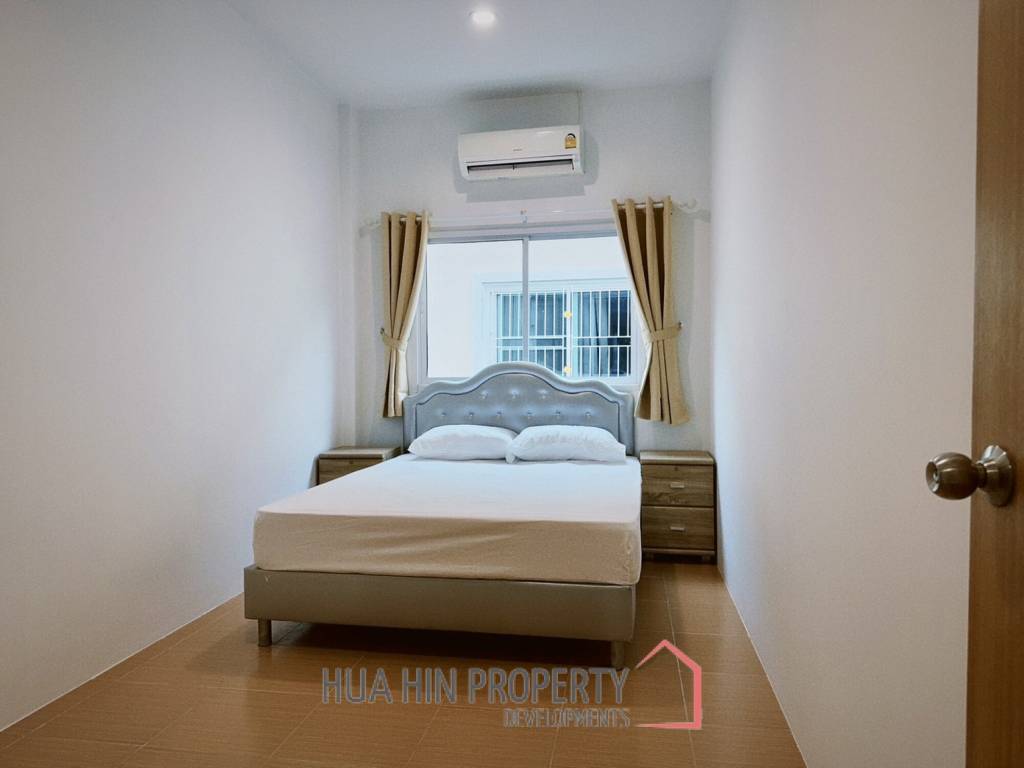 Modern 3-Bedroom Townhouse in Hua Hin Center