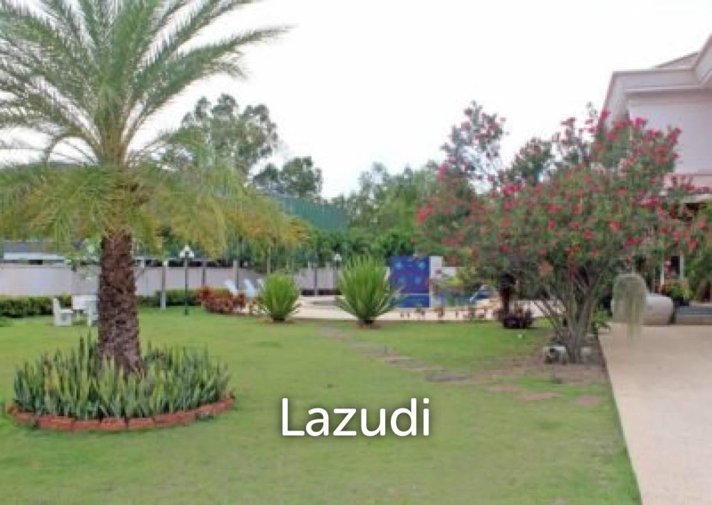 2,400 Sqm 4 Bed 5 Bath Villa For Sale