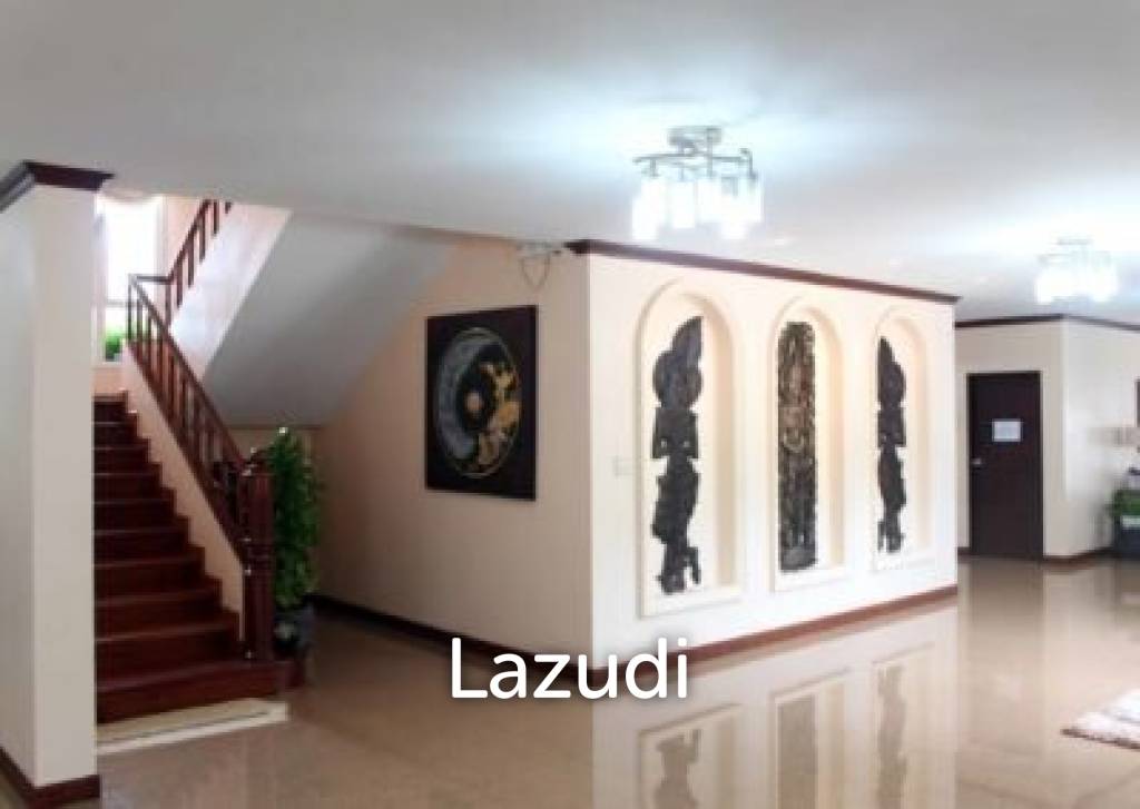 2,400 Sqm 4 Bed 5 Bath Villa For Sale