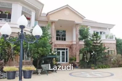 Large 2 Storey 4 Bed Pool Villa On Big Plot