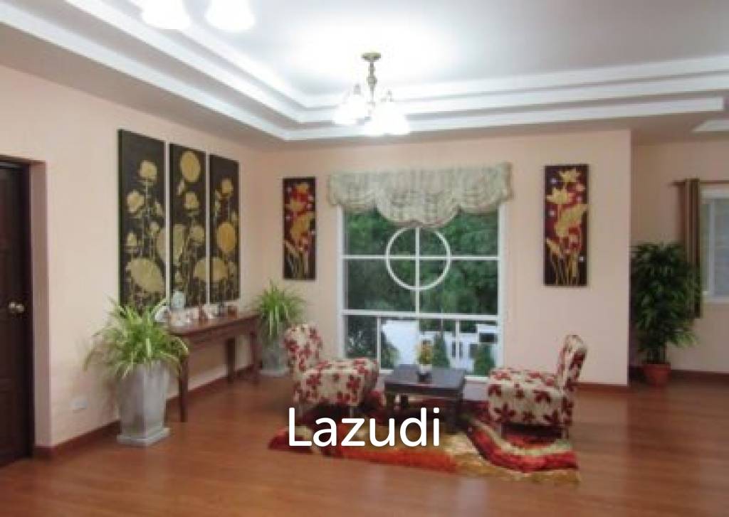 2,400 Sqm 4 Bed 5 Bath Villa For Sale