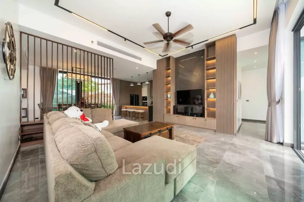 Brand New Modern 3-Bedroom Pool Villa in Thalang