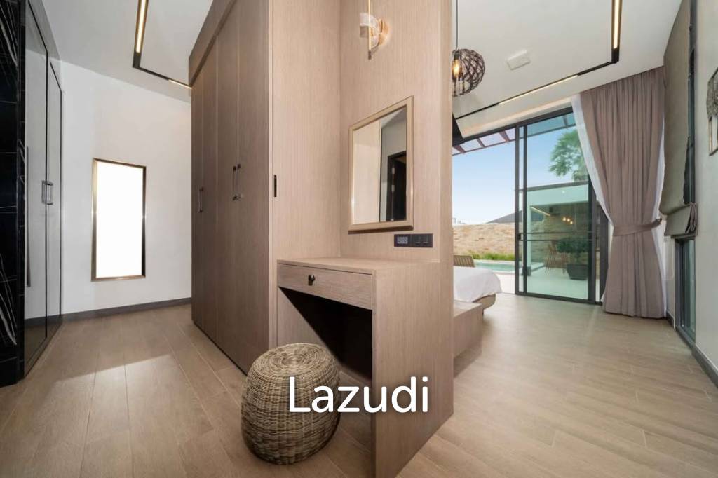 Brand New Modern 3-Bedroom Pool Villa in Thalang