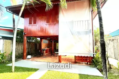 TEAK POOL VILLA Close to town and Beaches