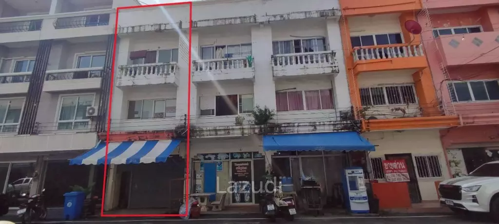 3 Storey Building 168 SQ.M. For Sale In Jomtien
