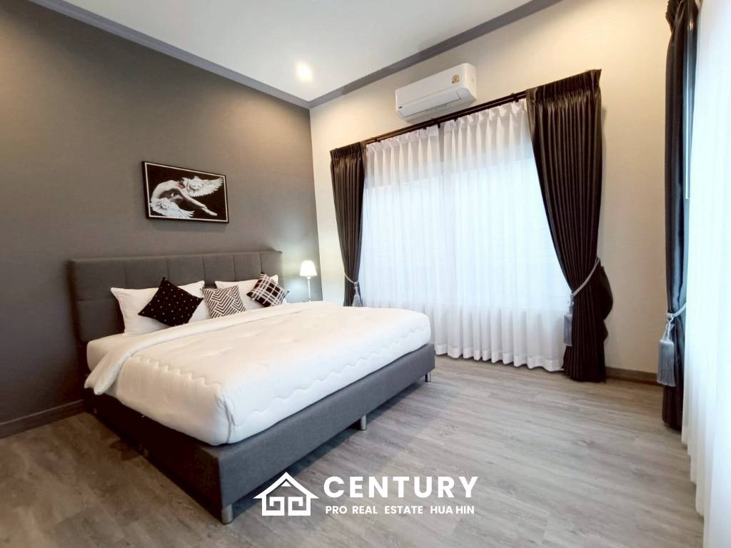 COZY SINGLE HOUSE IN MON MAI : 2 bed great value