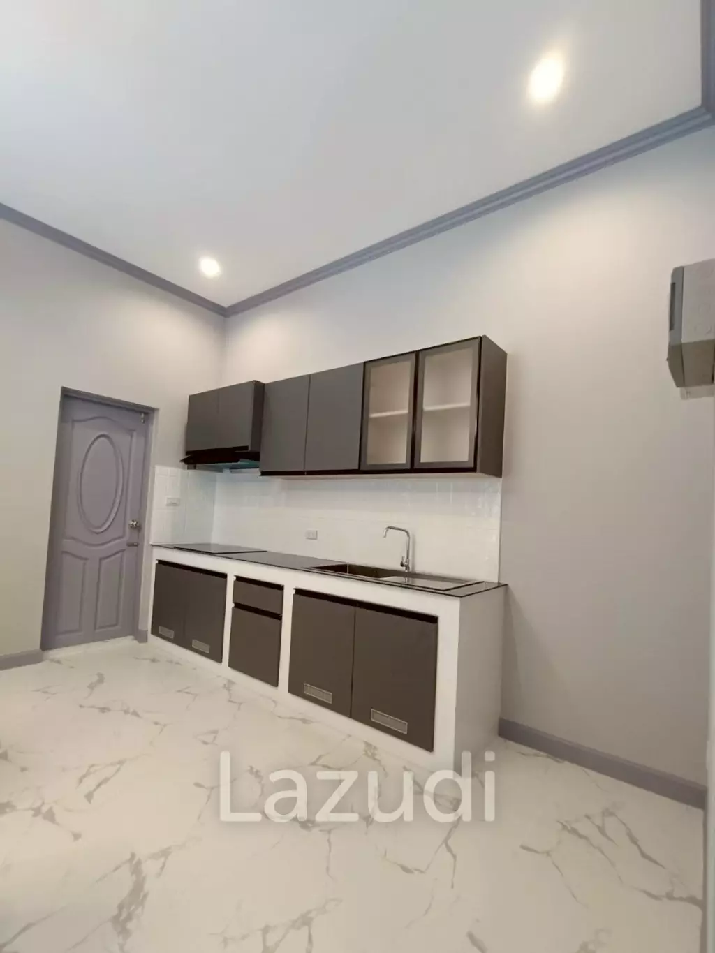 COZY SINGLE HOUSE IN MON MAI : 2 bed great value