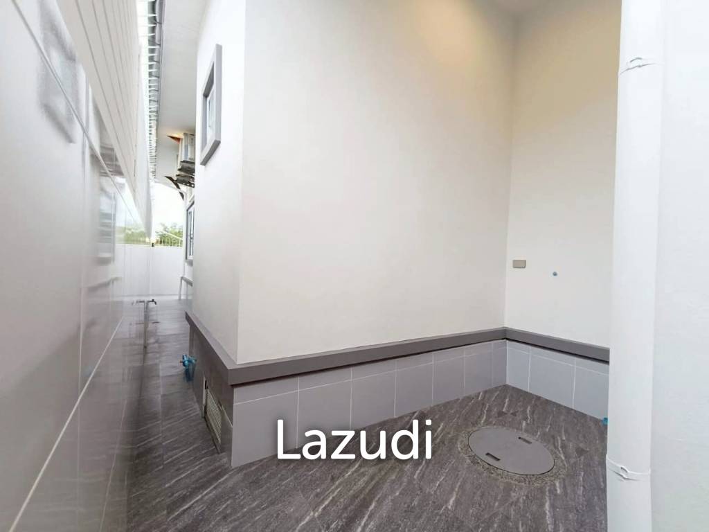 COZY SINGLE HOUSE IN MON MAI : 2 bed great value