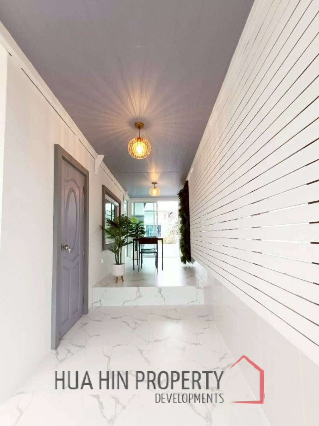 COZY SINGLE HOUSE IN MON MAI : 2 bed great value