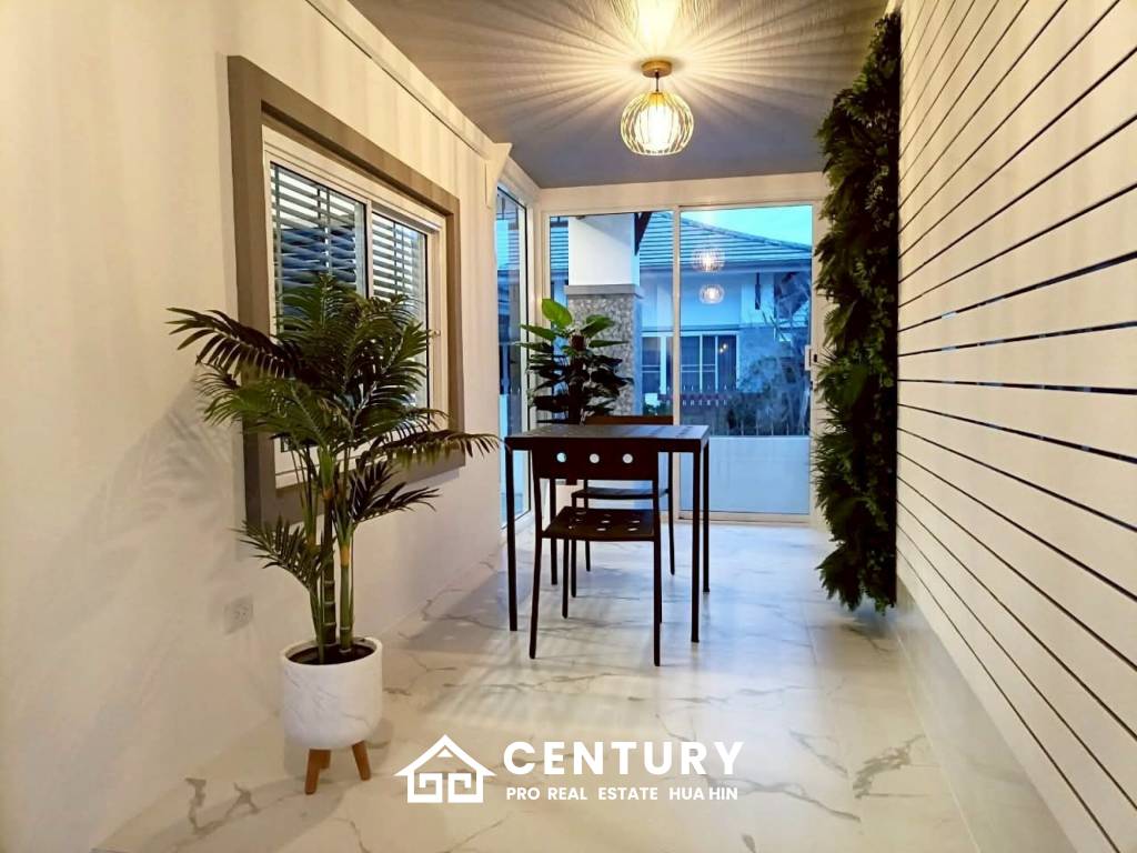 COZY SINGLE HOUSE IN MON MAI : 2 bed great value