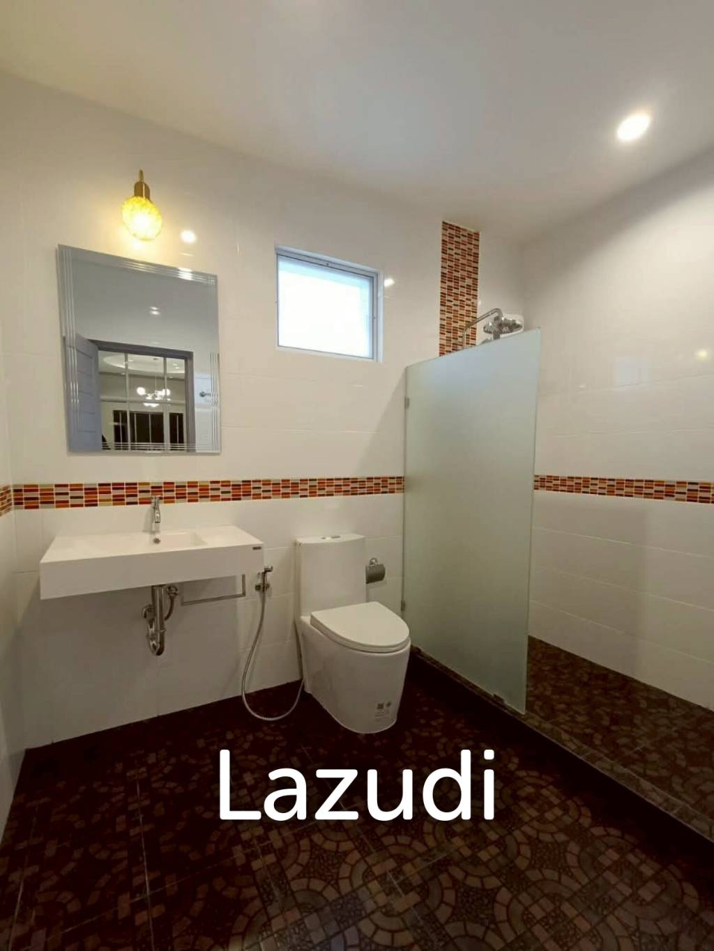 COZY SINGLE HOUSE IN MON MAI : 2 bed great value