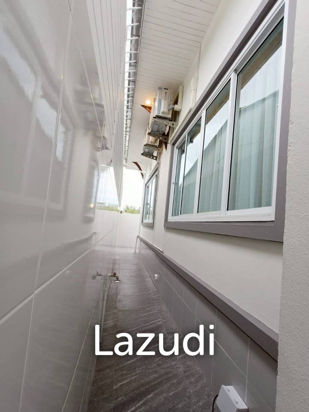 COZY SINGLE HOUSE IN MON MAI : 2 bed great value