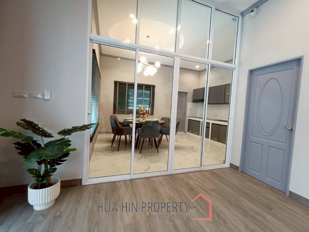 COZY SINGLE HOUSE IN MON MAI : 2 bed great value