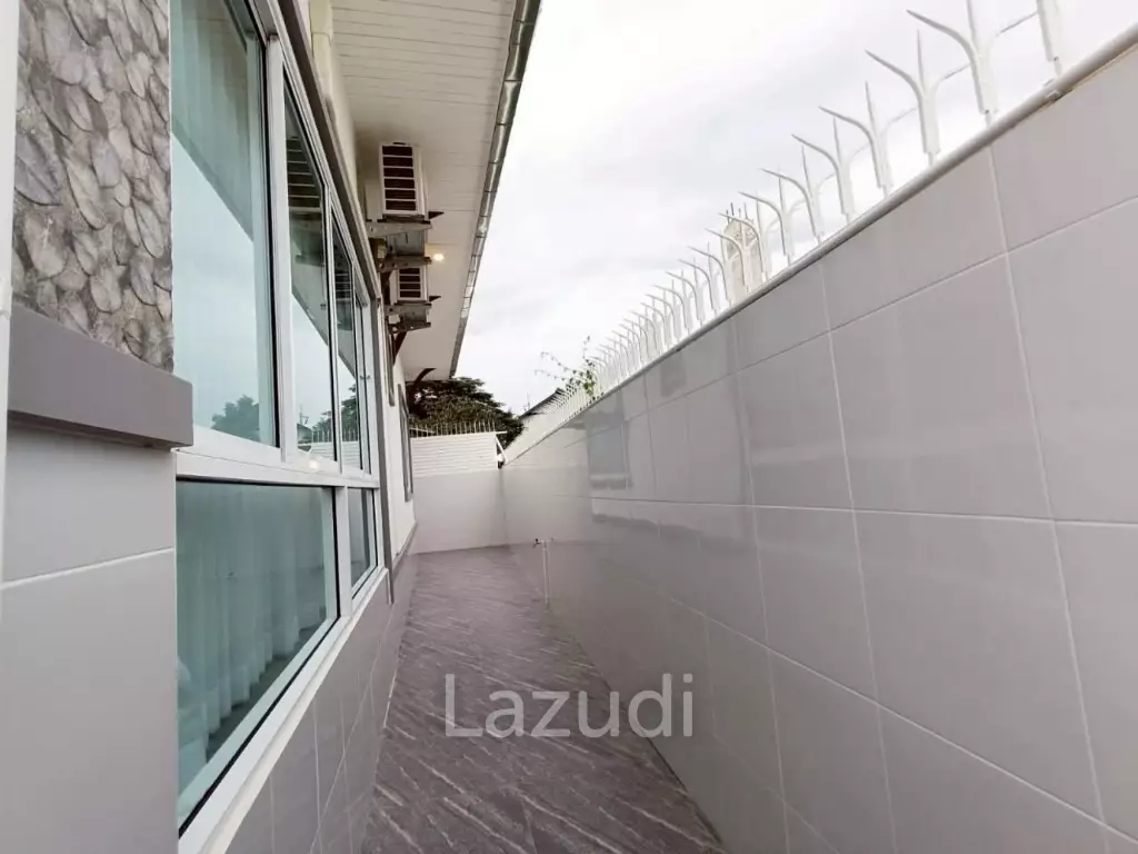 COZY SINGLE HOUSE IN MON MAI : 2 bed great value