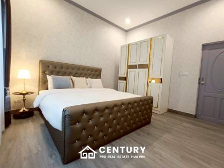 COZY SINGLE HOUSE IN MON MAI : 2 bed great value