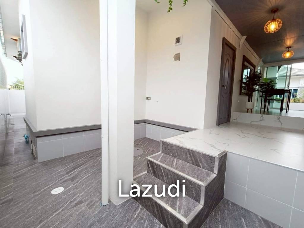 COZY SINGLE HOUSE IN MON MAI : 2 bed great value