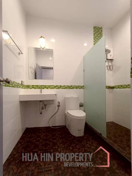 COZY SINGLE HOUSE IN MON MAI : 2 bed great value