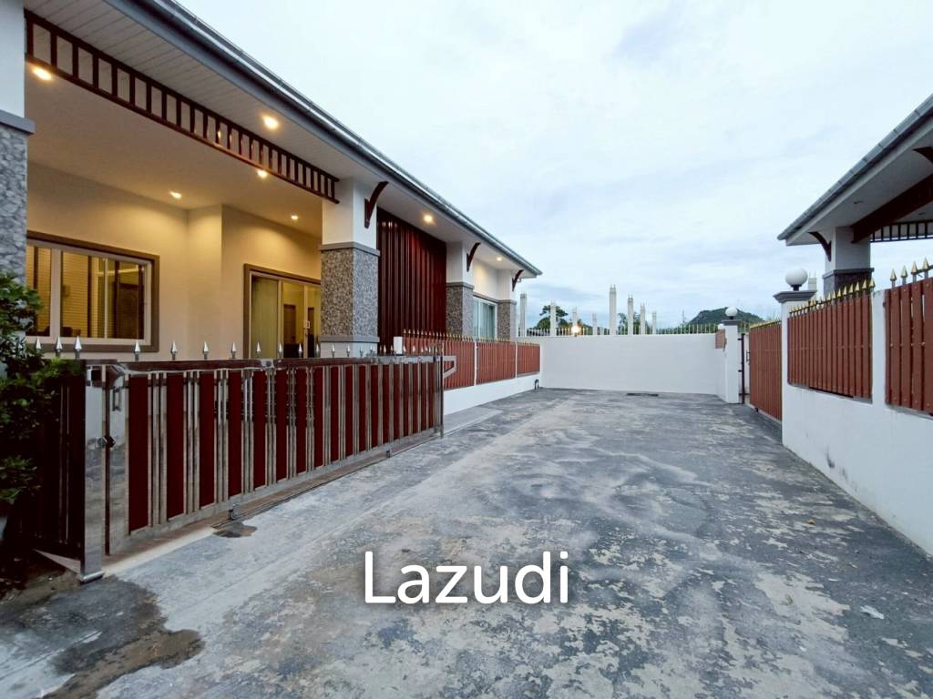 COZY SINGLE HOUSE IN MON MAI : 2 bed great value