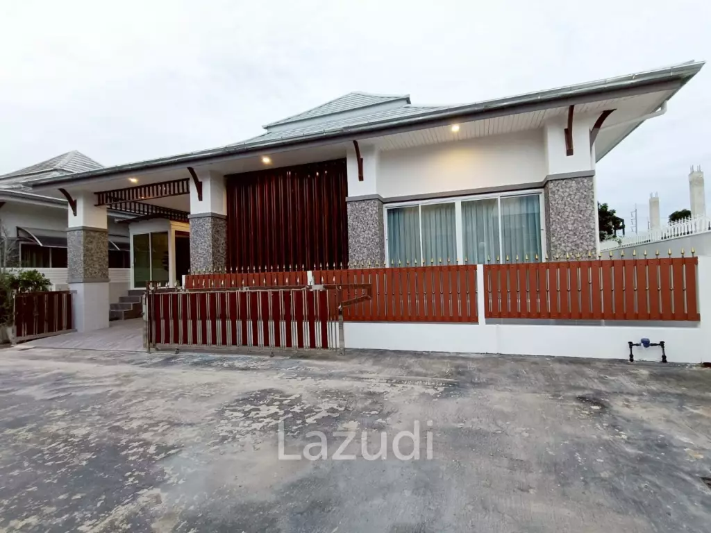 COZY SINGLE HOUSE IN MON MAI : 2 bed great value