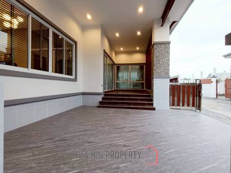 COZY SINGLE HOUSE IN MON MAI : 2 bed great value