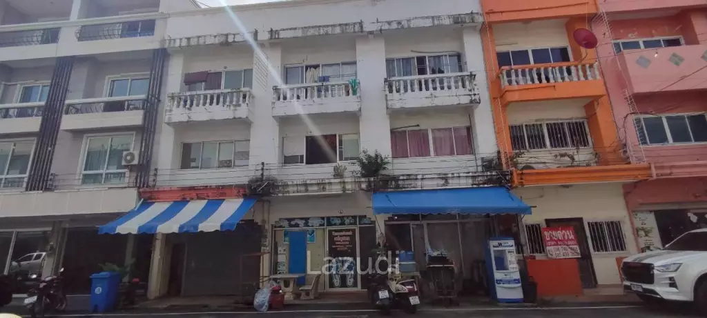 3 Storey Building 168 SQ.M. For Sale In Jomtien