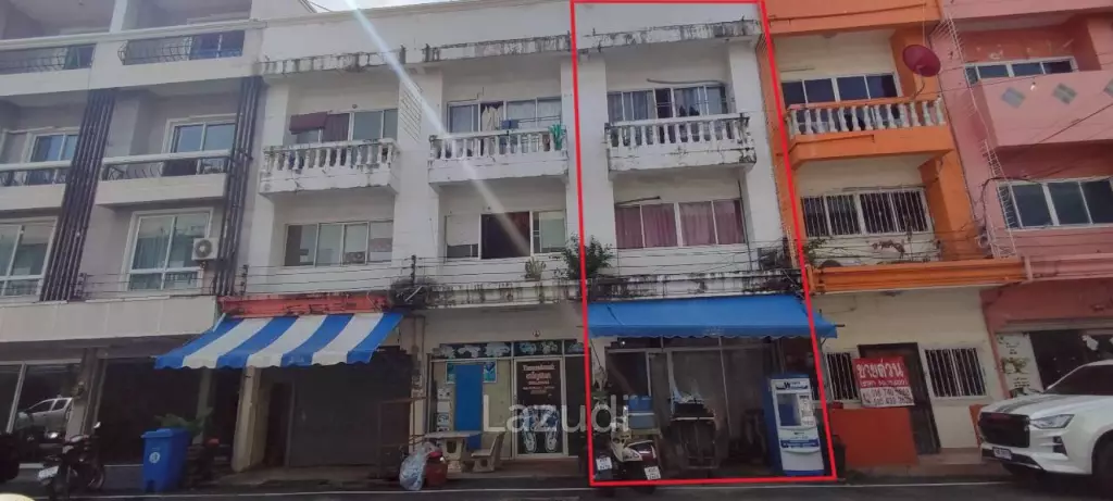 3 Storey Building 156 SQ.M. For Sale In Jomtien