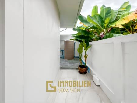 Strandnah / elegant - modern / Bergblick