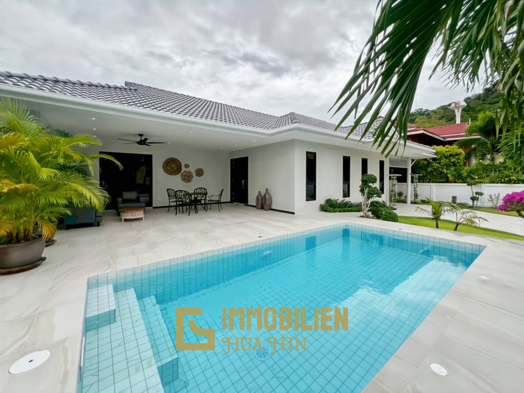 Strandnah / elegant - modern / Bergblick