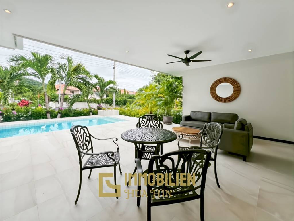 Strandnah / elegant - modern / Bergblick