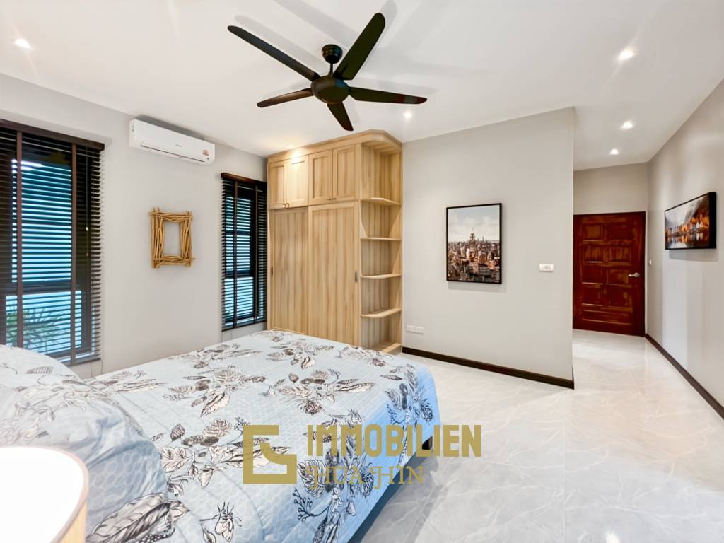 Strandnah / elegant - modern / Bergblick