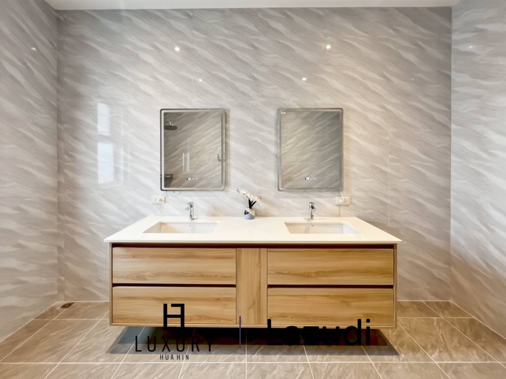 Baan Java Hua Hin : Charming 3-Bedroom Villa Close To Sai Noi Beach