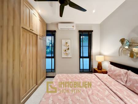 Strandnah / elegant - modern / Bergblick