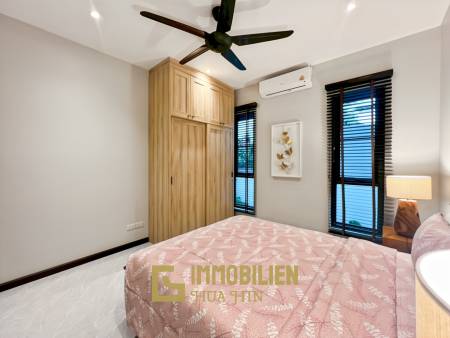 Strandnah / elegant - modern / Bergblick