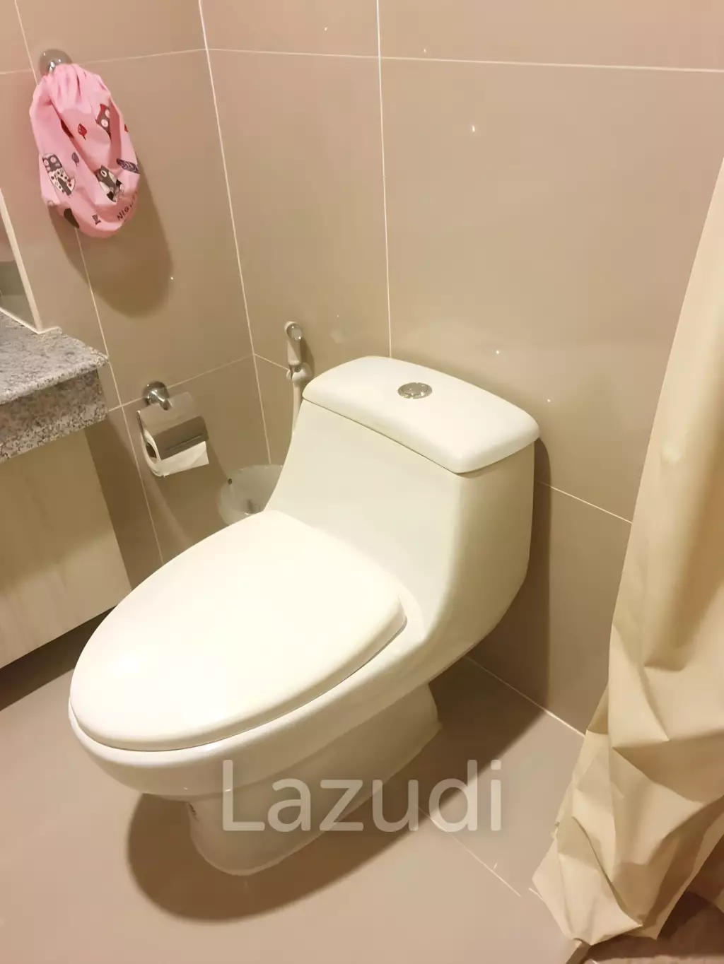 A.D RESORT CONDO : Spacious Condo near the Beach