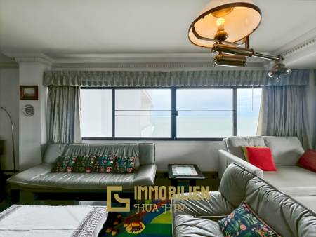 คอนโดติดทะเล 2 ห้องนอนที่ Regent Villa Condo ชะอำ