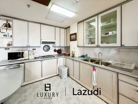 Stunning Ocean View 2-Bed Condo 144 Sqm in Regent Villa Condo