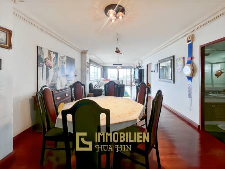 คอนโดติดทะเล 2 ห้องนอนที่ Regent Villa Condo ชะอำ