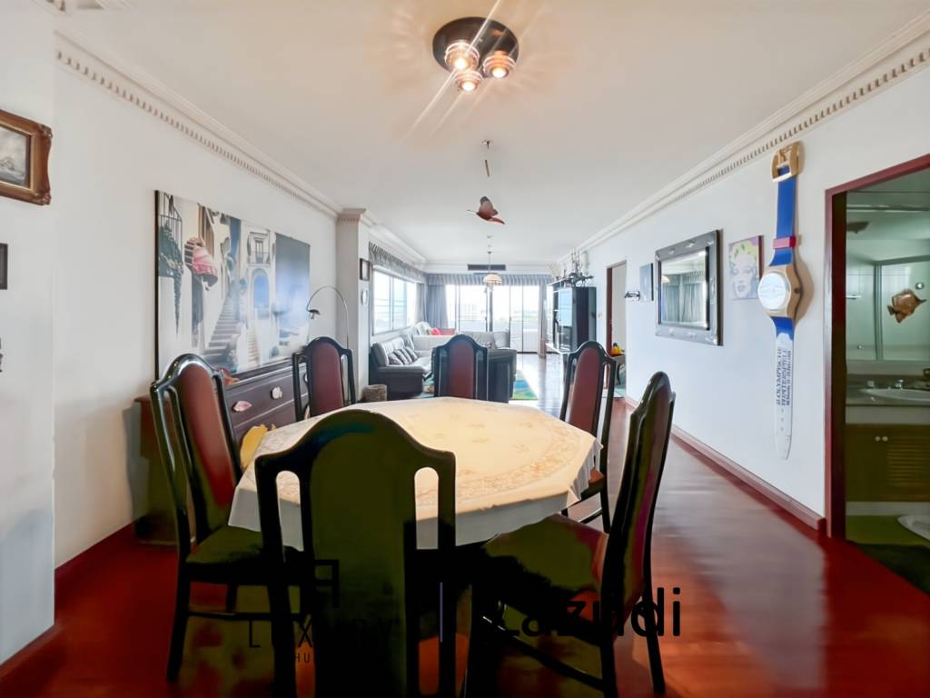 Stunning Ocean View 2-Bed Condo 144 Sqm in Regent Villa Condo